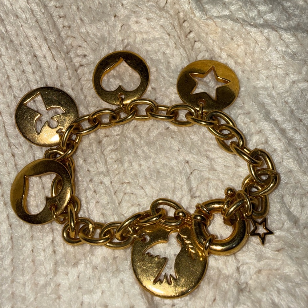 Vintage Avon Charm Bracelet with Heart Star Angel Dove Charm - Picture 3 of 9